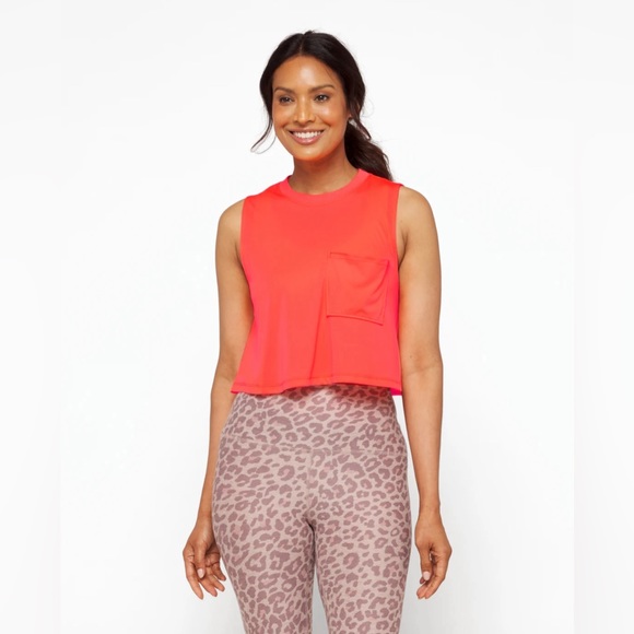 💘 FP MOVEMENT - THROWBACK CROPPED POCKET TANK ORANGE - Picture 2 of 7